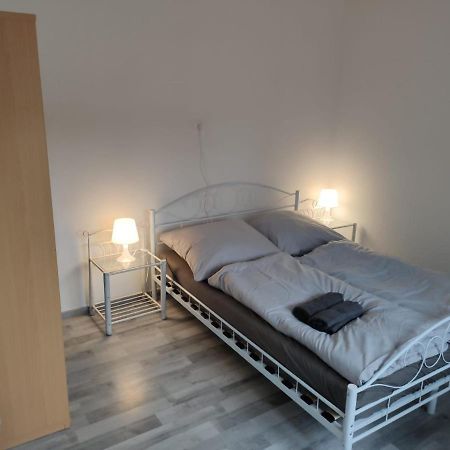 Schoene Einfache Ferienwohnung In Ольденбург Экстерьер фото